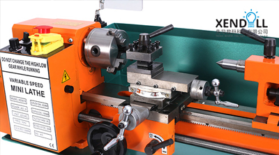 Characteristics of pilot NC small precision lathes